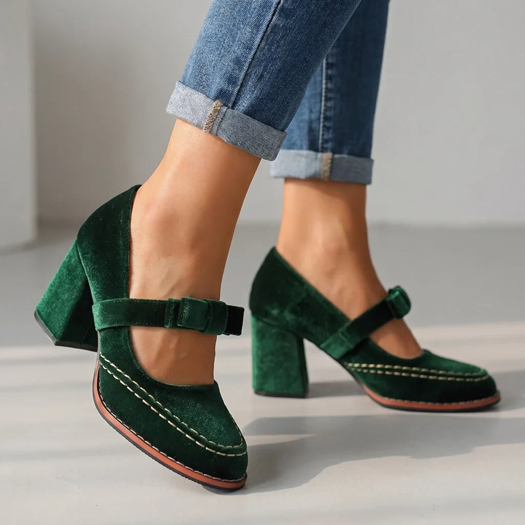 Women's slip-on loafers - block heel with velvet finish dinner
