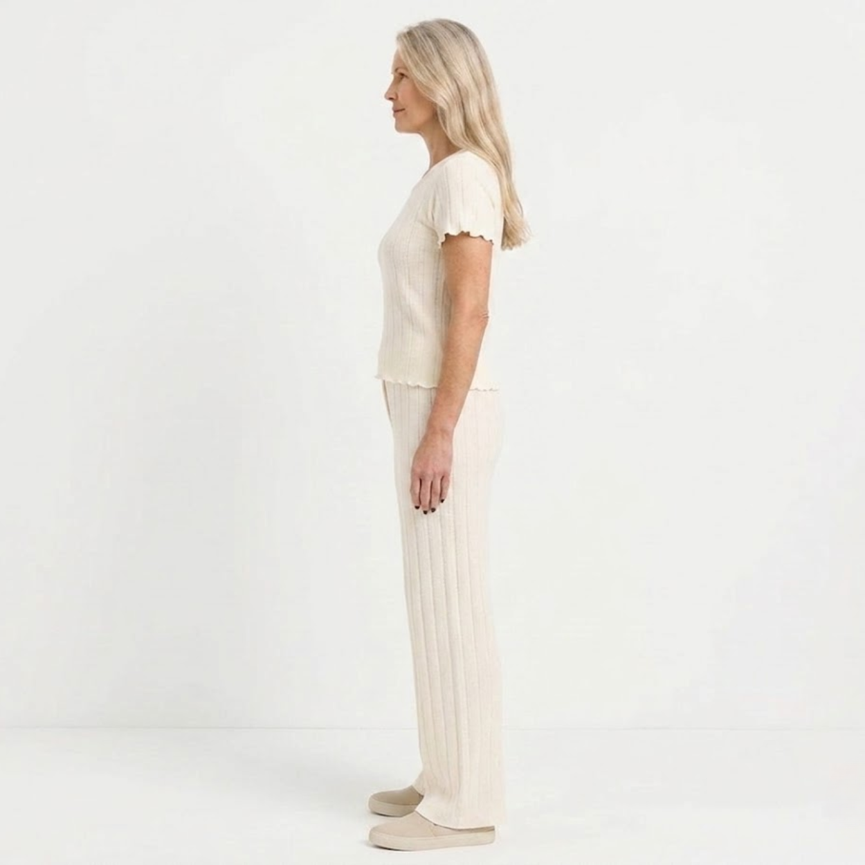 Two-piece set for women featuring a crop top and high waist pants