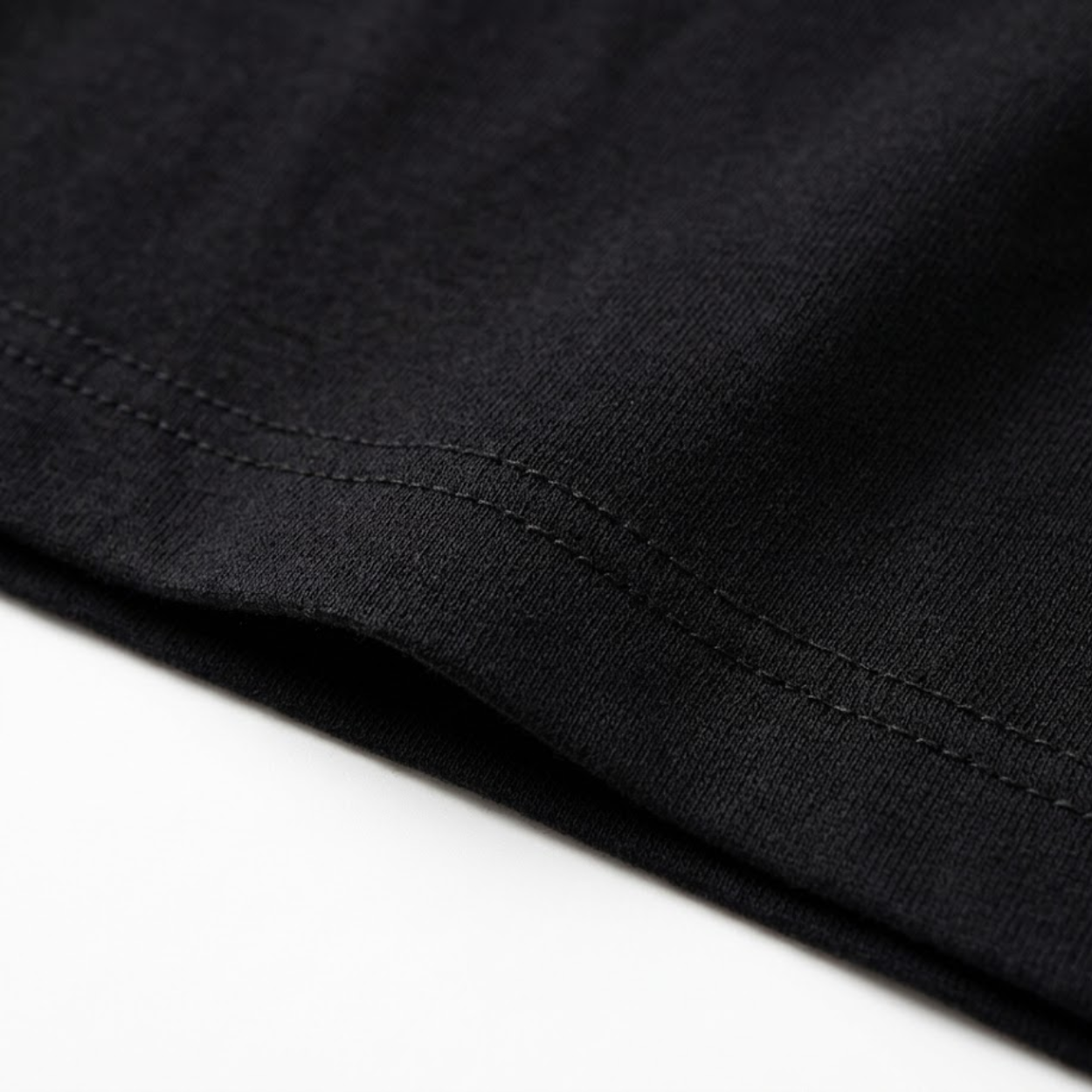 Crop top blouse for women with short sleeves and a round neck — daily
