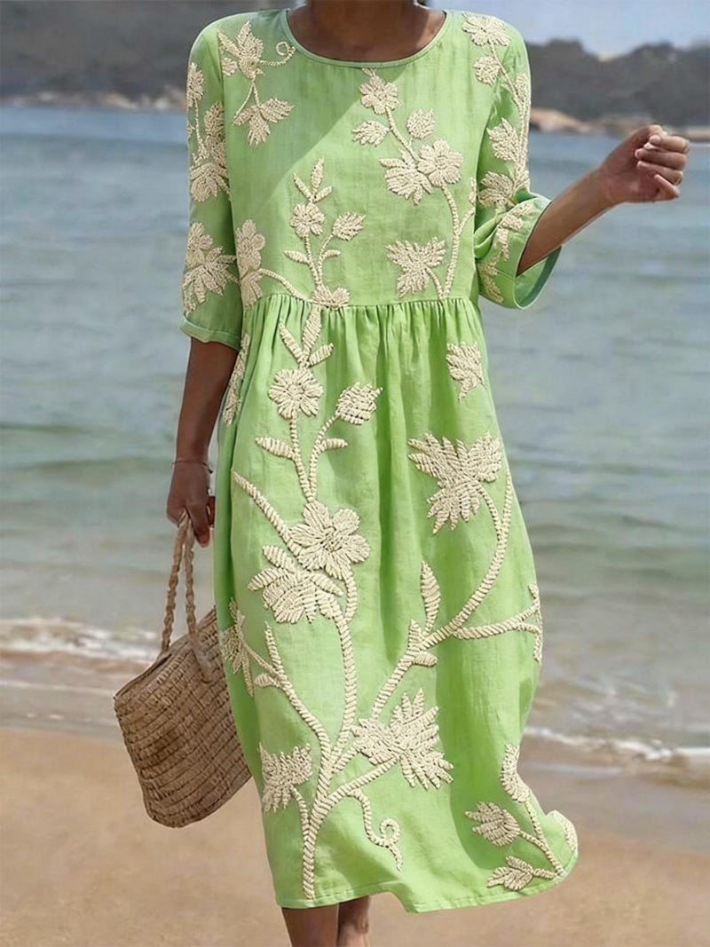 Women's midi dress with floral embroidery relaxed fit