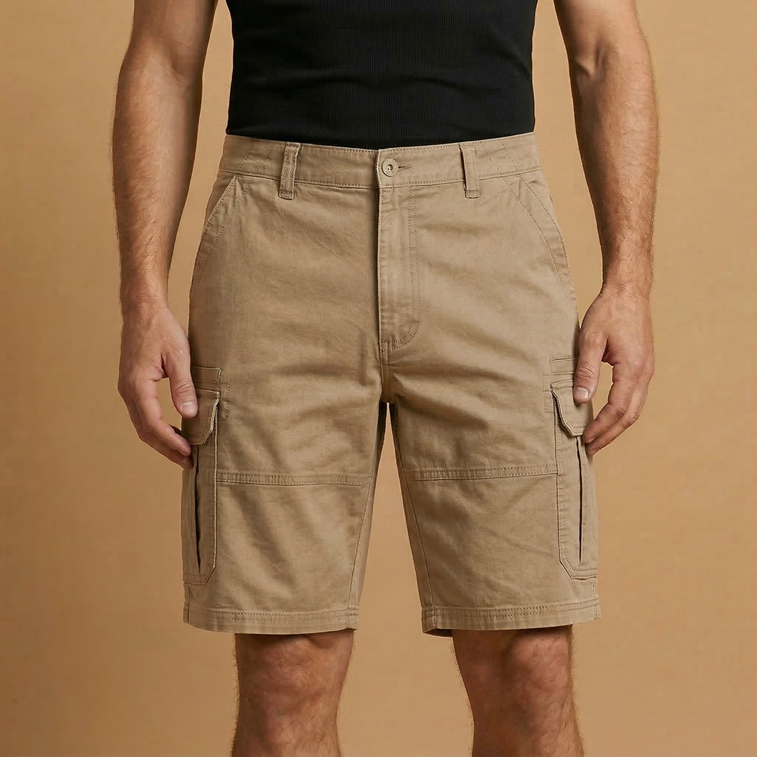 Men's cargo shorts | knee-length bermuda with flap pockets