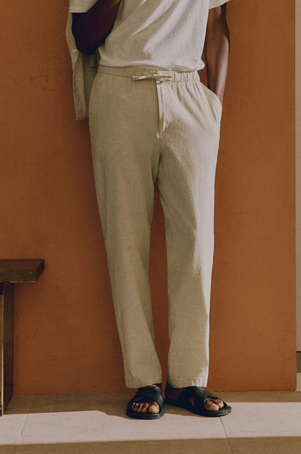 Men's Relaxed Fit Drawstring Trousers