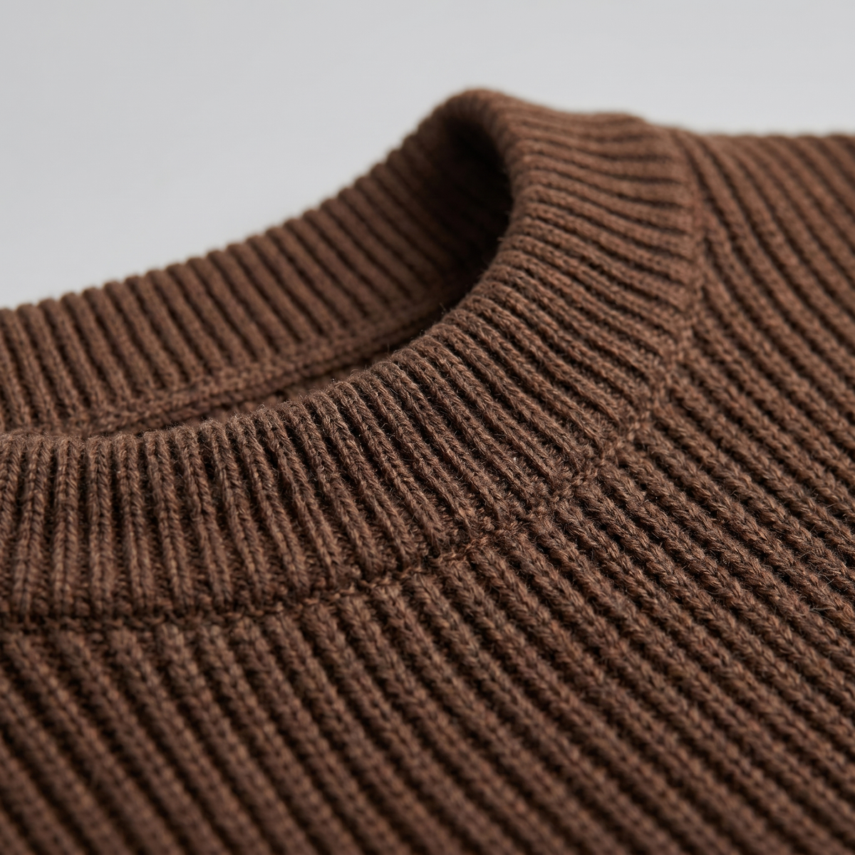 Men's Ribbed Knit Crew Neck
