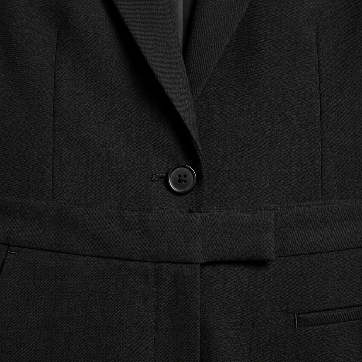 Women's tailored fit pants suit — two-piece blazer and trousers — business
