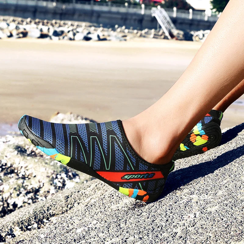Unisex aqua shoes - quick-drying material - outdoor water sports