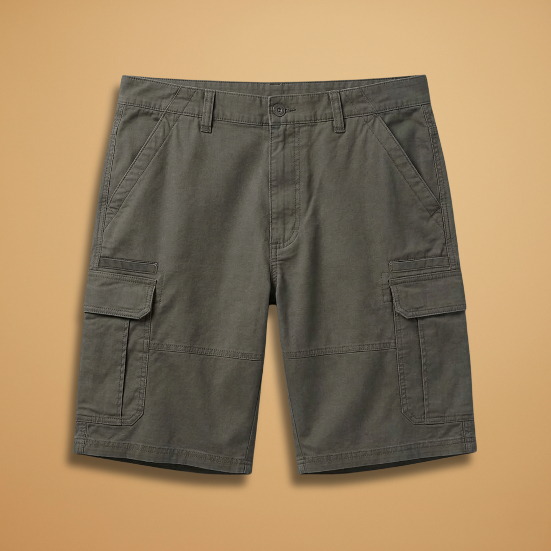 Men's cargo shorts | knee-length bermuda with flap pockets