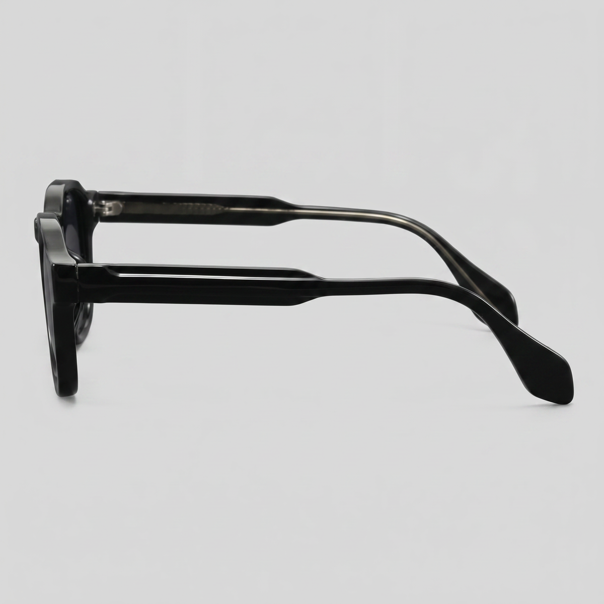 Men's vintage square sunglasses | dark lenses for daily use
