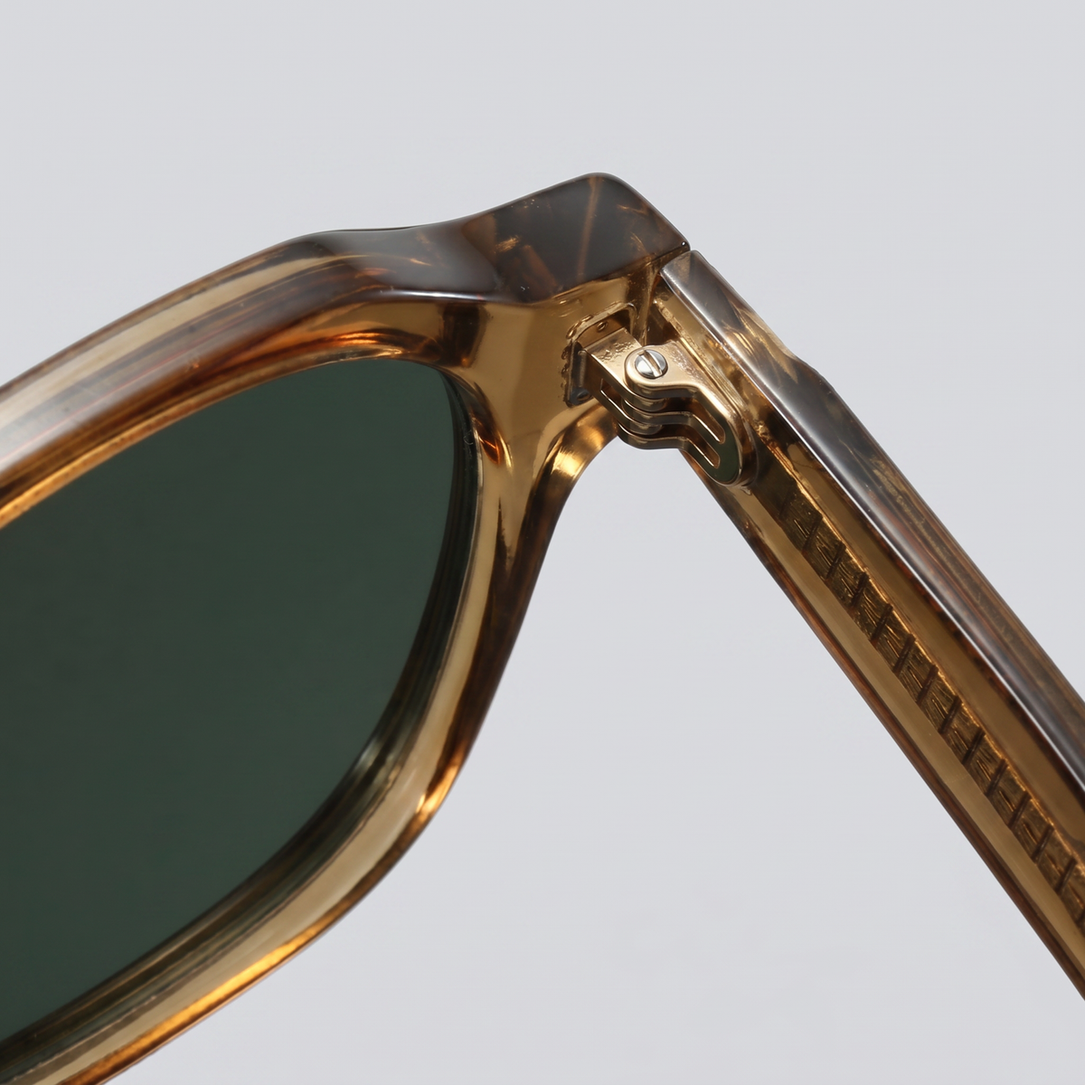 Men's vintage square sunglasses | dark lenses for daily use