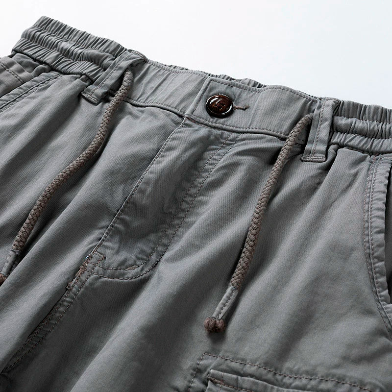 Men's cargo shorts - durable cotton with multi-pockets - casual