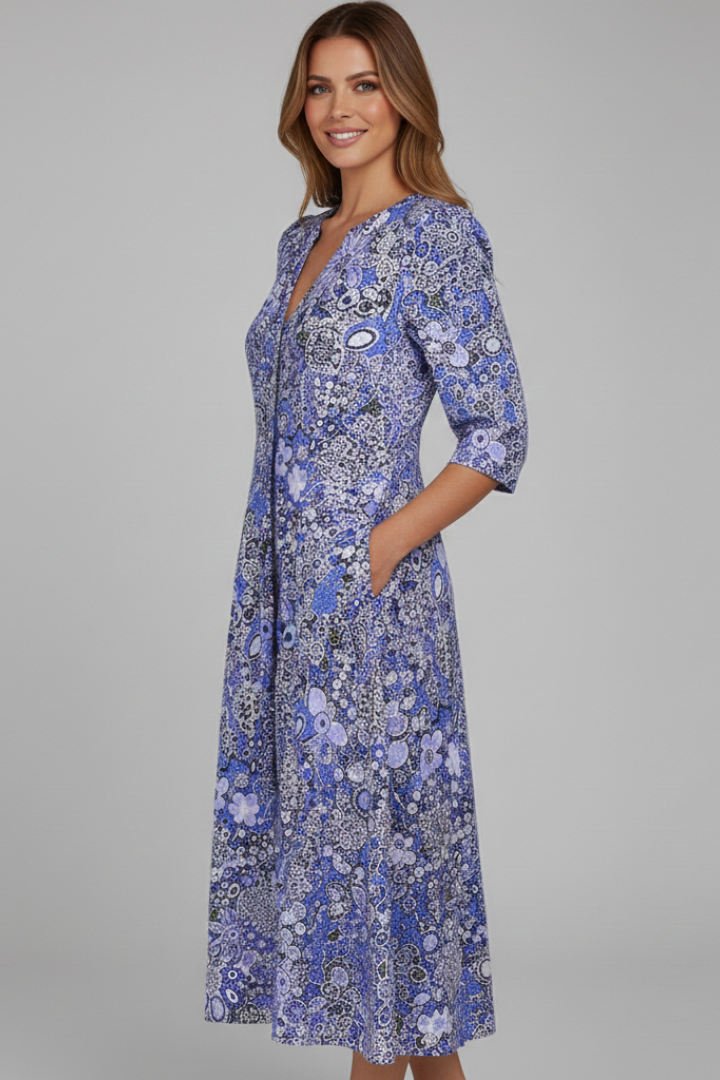 Women's midi dress - three-quarter sleeve V-neck relaxed fit dress for the beach