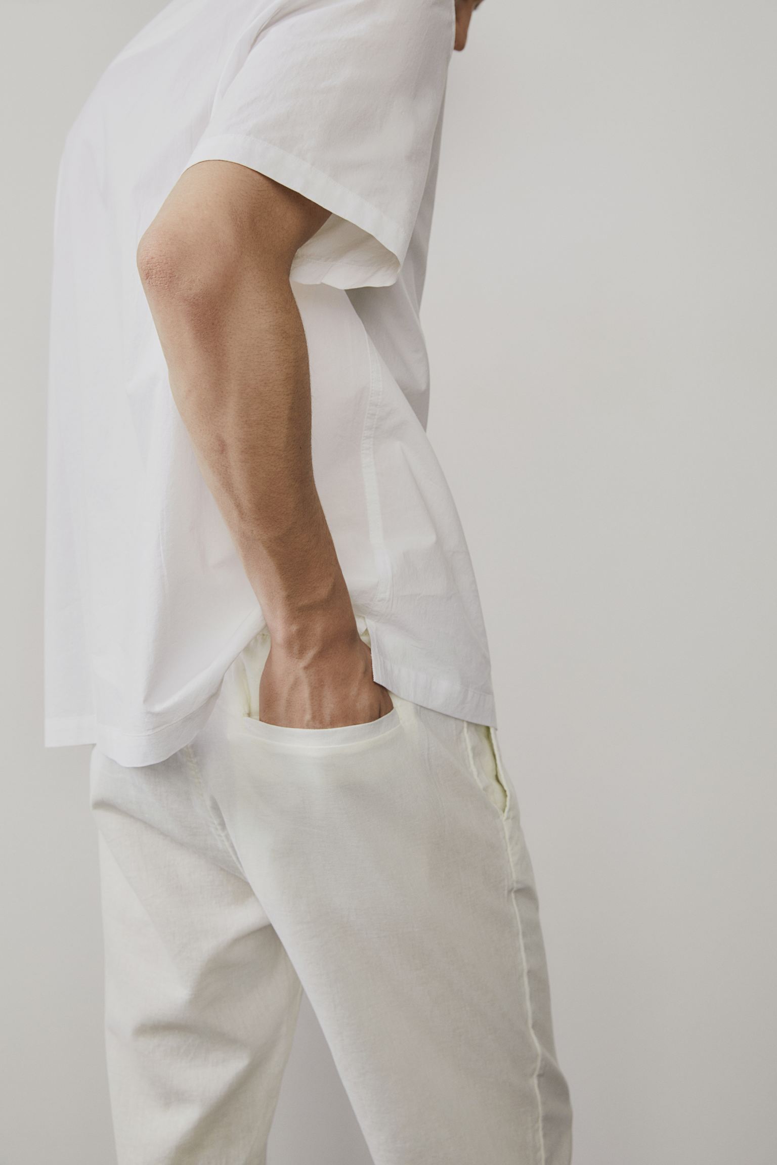 Men's Relaxed Fit Drawstring Trousers